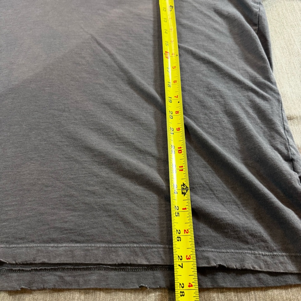 Aerie Women's OVERSIZED Large Dark Grey V Neck Short Sleeve Basic T Shirt Gray - Picture 4 of 6